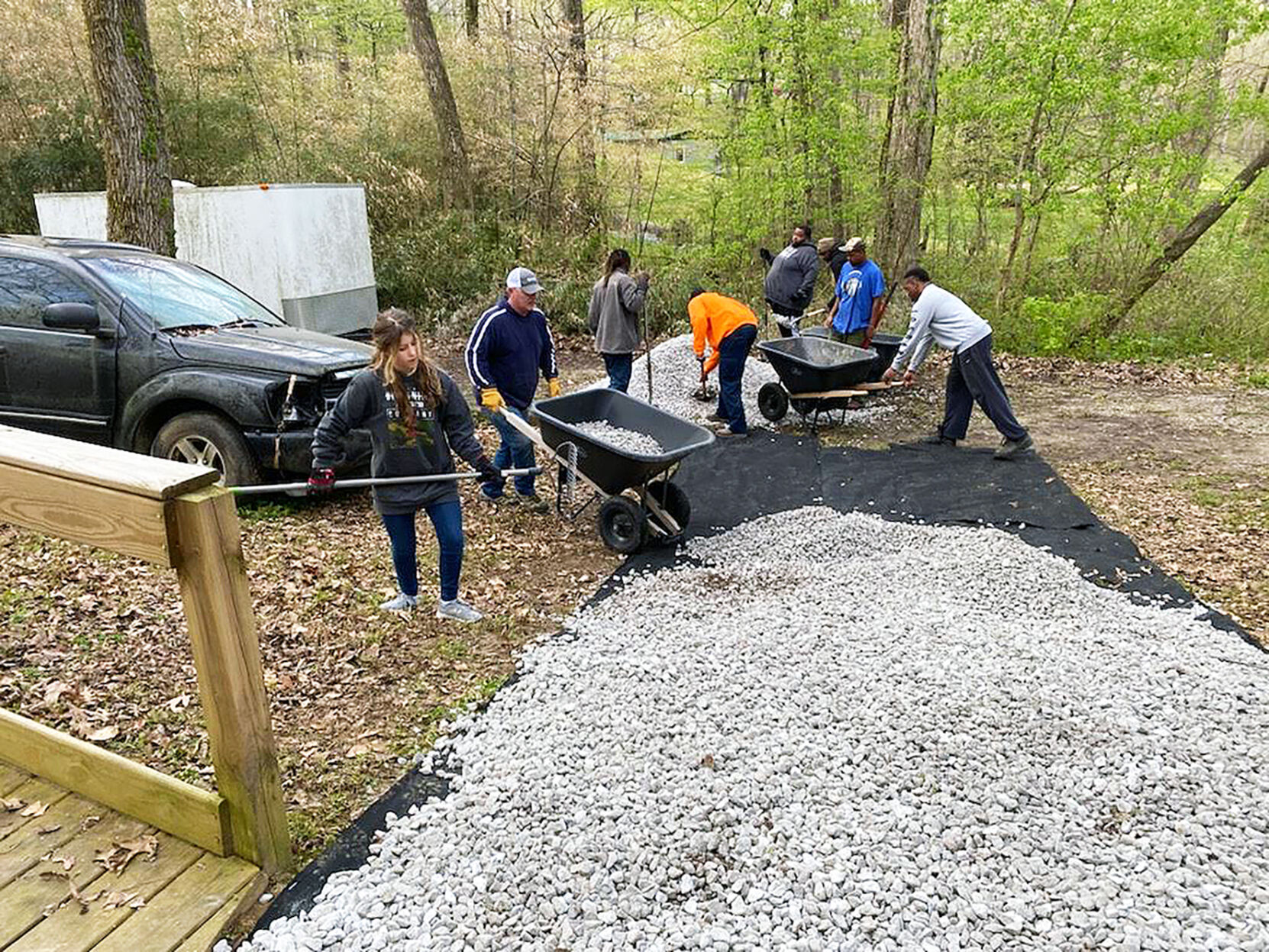 Volunteers with Restoration NOW